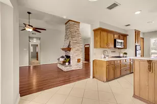 15715 Caprock Dr, Houston, TX 77598 - Photo 15