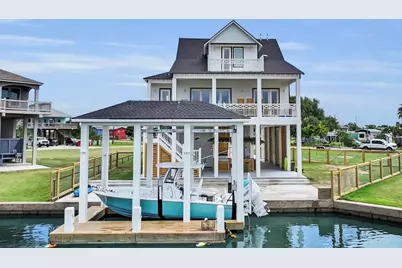 1060 Waterways Drive, Crystal Beach, TX 77650 - Photo 47
