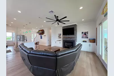 1060 Waterways Drive, Crystal Beach, TX 77650 - Photo 23