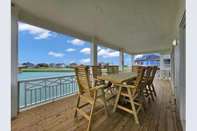 1060 Waterways Drive, Crystal Beach, TX 77650 - Photo 45
