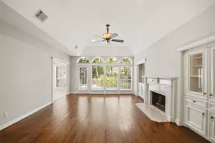 95 Rush Haven Dr, The Woodlands, TX 77381 - Photo 5