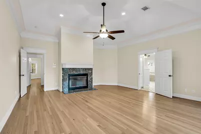 3201 White Oak Drive, Houston, TX 77007 - Photo 33