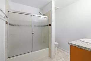 8526 Vista Oaks Manor, Houston, TX 77028 - Photo 7