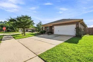 8526 Vista Oaks Manor, Houston, TX 77028 - Photo 3