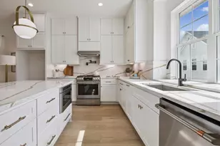 3509 Eaton Ests Ln, Houston, TX 77055 - Photo 9