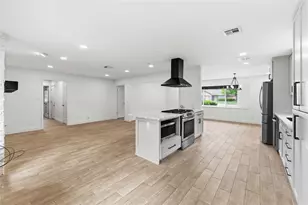 9739 Philmont Dr, Houston, TX 77080 - Photo 21