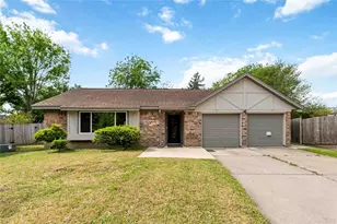 9739 Philmont Dr, Houston, TX 77080 - Photo 1