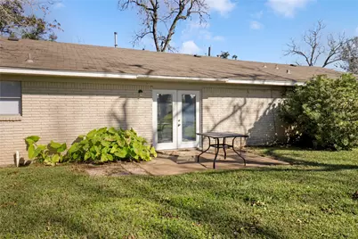 238 Sleepy Hollow Drive, Lake Jackson, TX 77566 - Photo 23