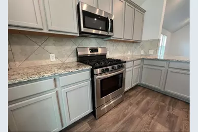 3011 Azalea Point, Fulshear, TX 77423 - Photo 9