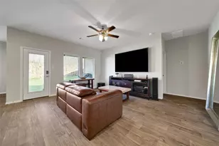 13854 Rock Island Trl, Conroe, TX 77384 - Photo 9