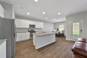 13854 Rock Island Trl, Conroe, TX 77384 - Photo 3