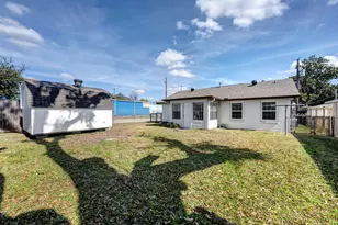 1823 Angeline, Houston, TX 77009 - Photo 9