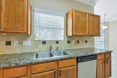114 Skycrest Drive, Sugar Land, TX 77479 - Photo 11