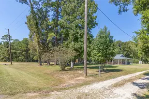 1076 Wallisville Liberty Rd, Wallisville, TX 77597 - Photo 29