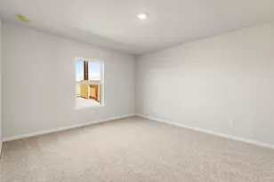 8322 Sunberry Shadow Dr, Houston, TX 77016 - Photo 5