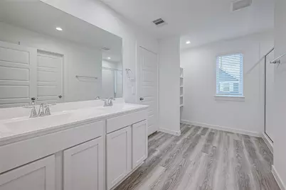 13420 Sombrero Cay Drive, Houston, TX 77047 - Photo 31