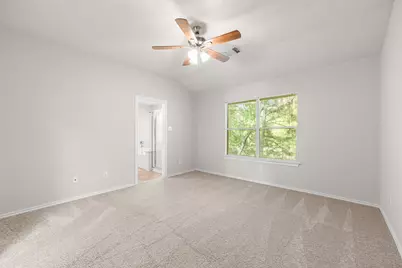 211 N Burberry Park Circle, The Woodlands, TX 77382 - Photo 31