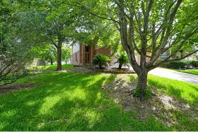 107 Cove W, Conroe, TX 77356 - Photo 3