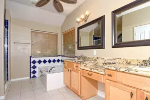 107 Cove W, Conroe, TX 77356 - Photo 17