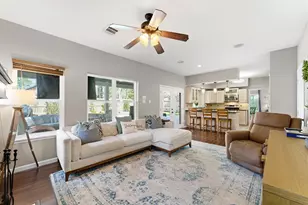 31 N Pathfinders Cir, The Woodlands, TX 77381 - Photo 17