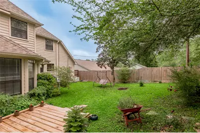 913 Cherry Hills Drive, Huntsville, TX 77340 - Photo 29