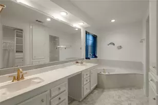 913 Cherry Hills Dr, Huntsville, TX 77340 - Photo 21