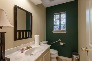 913 Cherry Hills Dr, Huntsville, TX 77340 - Photo 23