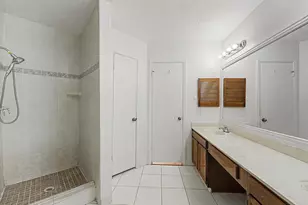 15815 Amapola Dr, Houston, TX 77083 - Photo 21