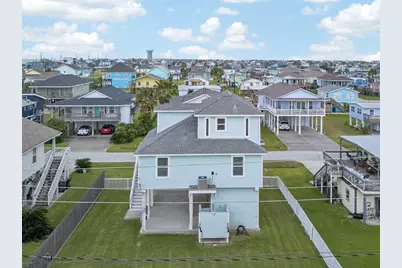 4207 Reeves Drive, Galveston, TX 77554 - Photo 3