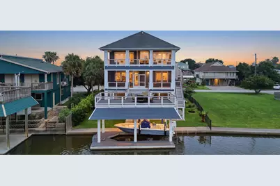 12728 E Conquistador, Galveston, TX 77554 - Photo 33