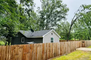 110 Andrea Rd, Livingston, TX 77351 - Photo 3