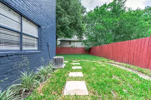 4620 W Orange St, Pearland, TX 77581 - Photo 21