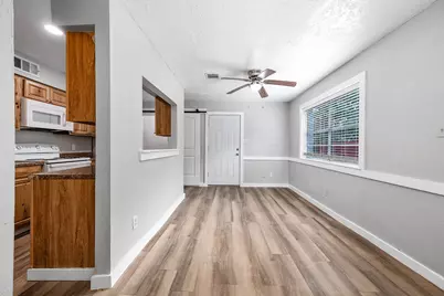 4620 W Orange Street, Pearland, TX 77581 - Photo 5