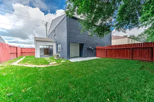 4620 W Orange St, Pearland, TX 77581 - Photo 23