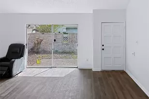 7083 Greenway Chase St, Houston, TX 77072 - Photo 3