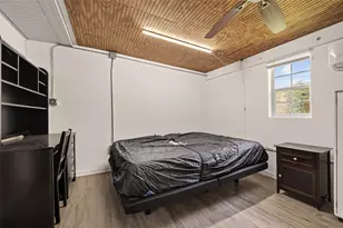 2926 Robertson St, Houston, TX 77009 - Photo 13