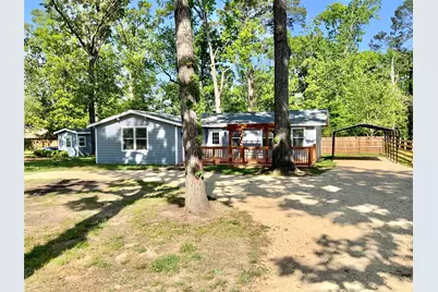 172 Pine Needle St, Onalaska, TX 77360 - Photo 1