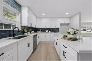 6026 Ridgeway Dr, Houston, TX 77033 - Photo 1