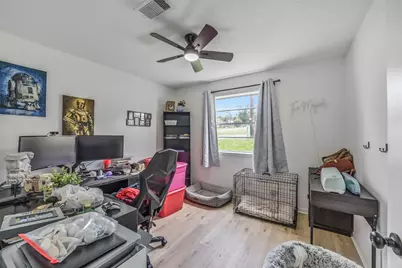 221 N Baron Street, Bellville, TX 77418 - Photo 15