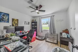 221 N Baron St, Bellville, TX 77418 - Photo 15