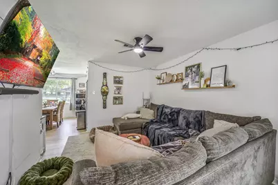 221 N Baron Street, Bellville, TX 77418 - Photo 3