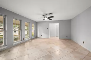 4537 Kingfisher, Houston, TX 77035 - Photo 9