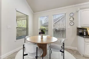 230 Hearthshire Cir, The Woodlands, TX 77354 - Photo 21