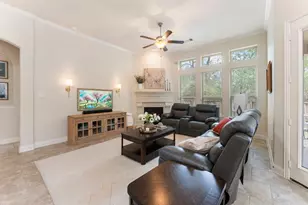 230 Hearthshire Cir, The Woodlands, TX 77354 - Photo 17