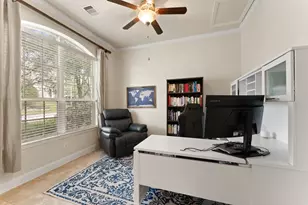 230 Hearthshire Cir, The Woodlands, TX 77354 - Photo 13