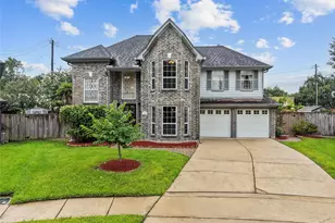 1102 Juniper Canyon Ln, Houston, TX 77062 - Photo 1