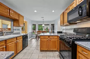 1102 Juniper Canyon Ln, Houston, TX 77062 - Photo 15