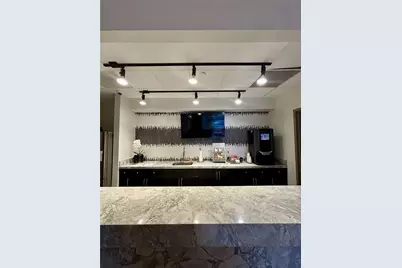 4899 Montrose Boulevard #1406, Houston, TX 77006 - Photo 19
