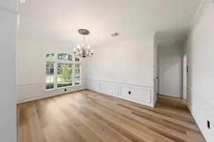 3606 Shady Village Dr, Houston, TX 77345 - Photo 5