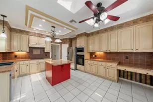 3606 Shady Village Dr, Houston, TX 77345 - Photo 17